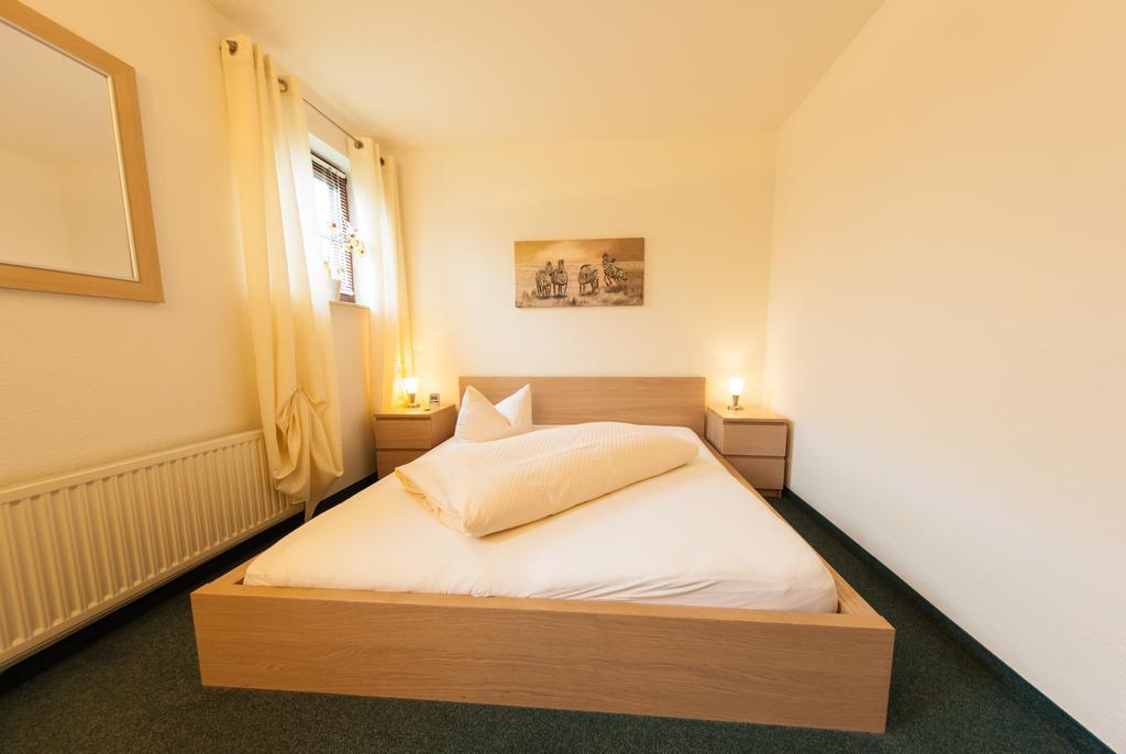 Garni-Hotel An Der Weide Берлин Екстериор снимка